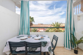Floral Home - Large Private Terrace with Pool